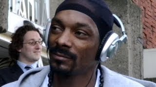 Snoop Dogg accident with a bicyclist in Amsterdam.