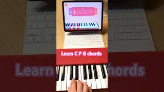 Learn to play C F G chords with Loog Piano 🎹 #chords #learnmusic #piano unboxing