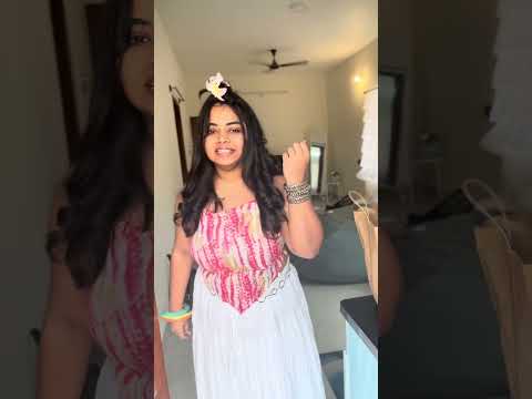 Getting ready like 90s actresses♥️