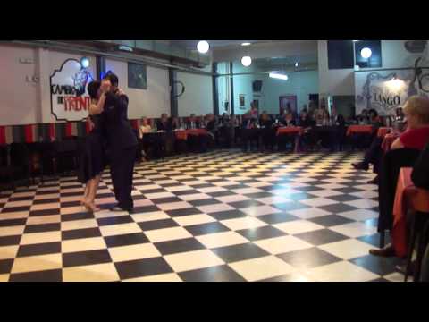 Sin Rumbo, bailan Maricel Gomez y Roberto Leiva 2/3