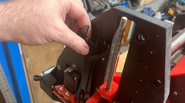 LowRider 3 CNC - printed holder for Makita router wrenches and collets