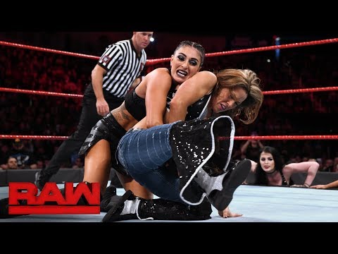 Mickie James vs. Sonya Deville: Raw, Feb. 5, 2018