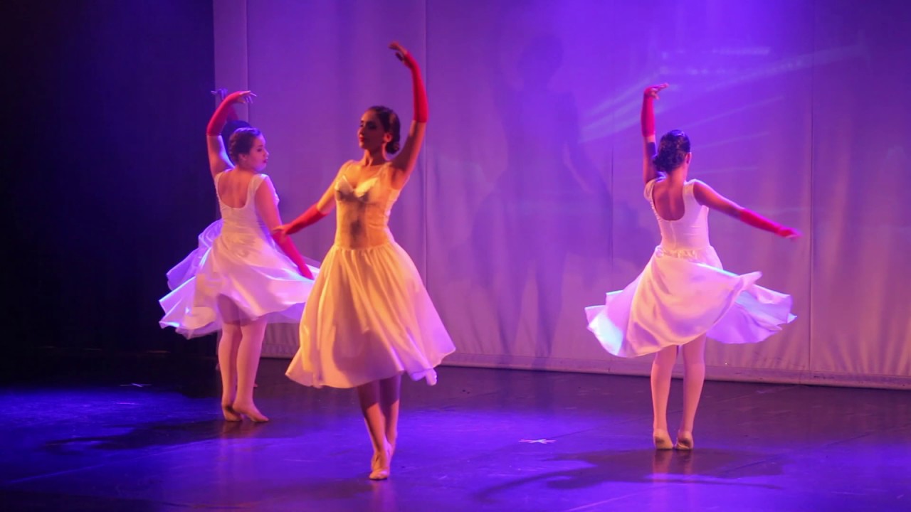 1ª Coreografia: TITANIC