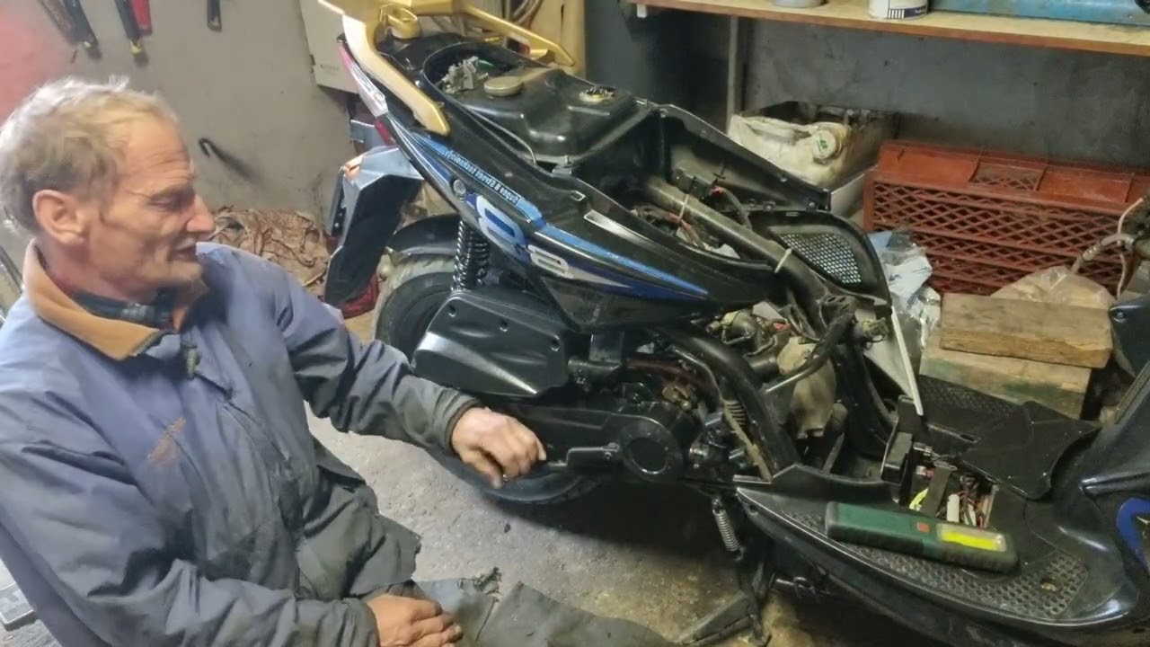 Kymco Super 8 50cc 4T cilindra maiņa 125cc 2 daļa