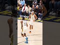 Andrew Nembhard showing off the pull up 😮‍💨