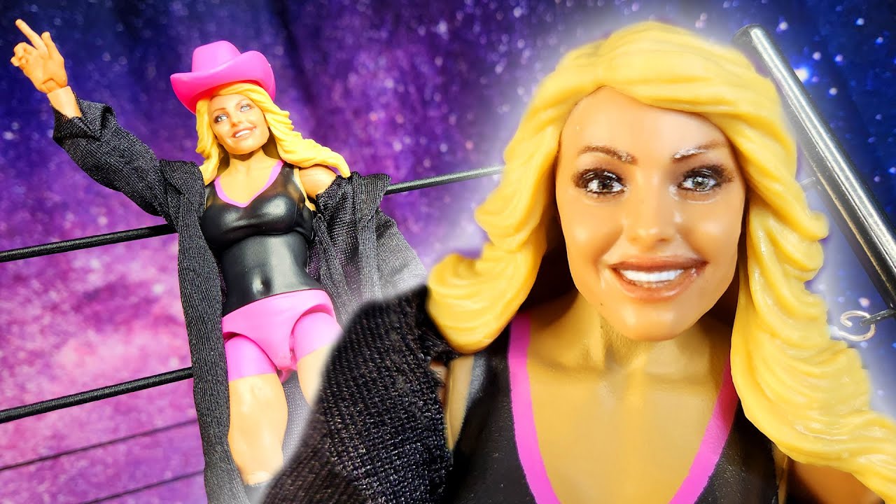 Trish Stratus WWE Elite 88 Figure Review