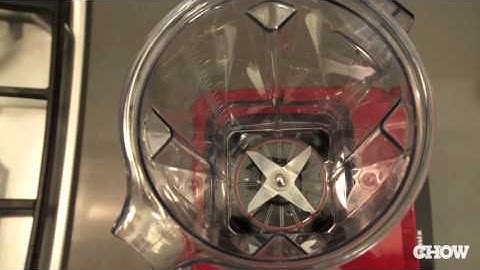 How to Make Lemonade Using the Whole Lemon - CHOW Tip