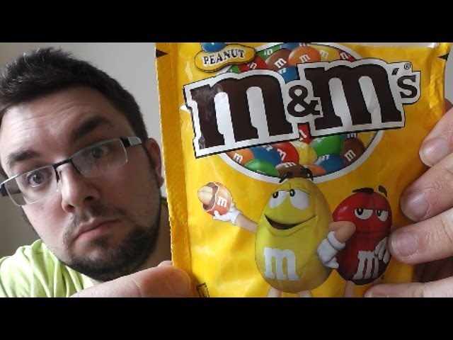 Walking The Candy Aisle: M&M's Mint review