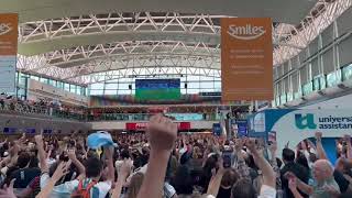 Argentina fans at Buenos Aires Airport celebrate World Cup Final victory screenshot 5