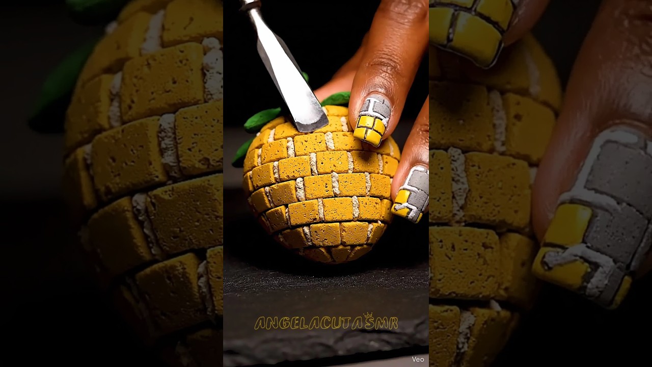 Cutting a Yellow Brick Strawberry 🍓💛 | Ultra Crunchy ASMR Brick 