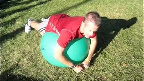 5 Stability Ball Shoulder Stabilization Exercises You Need To Know