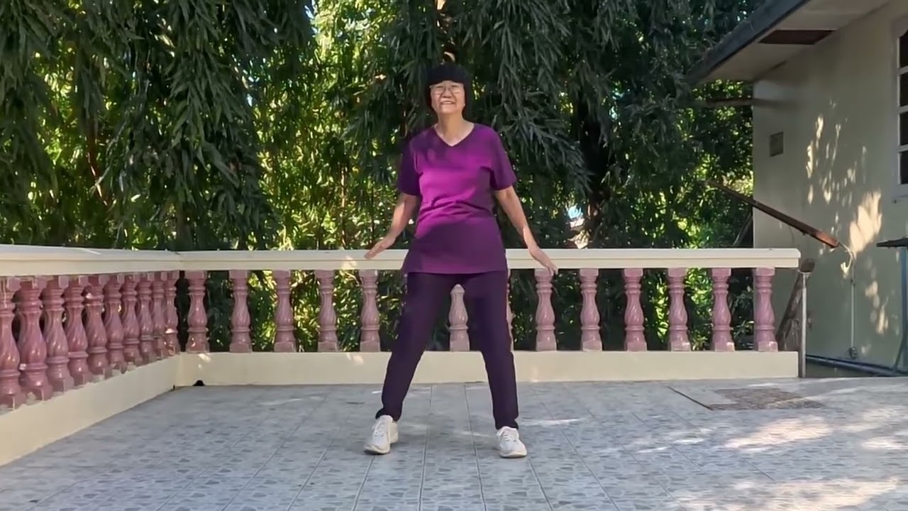 Ooh La La - Line Dance (Intermediate Level) Simon Ward (AUS) September 2025 (Demo - L2D Myanmar)