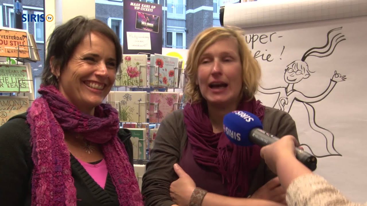 Signeersessie Superjuffie in Bruna