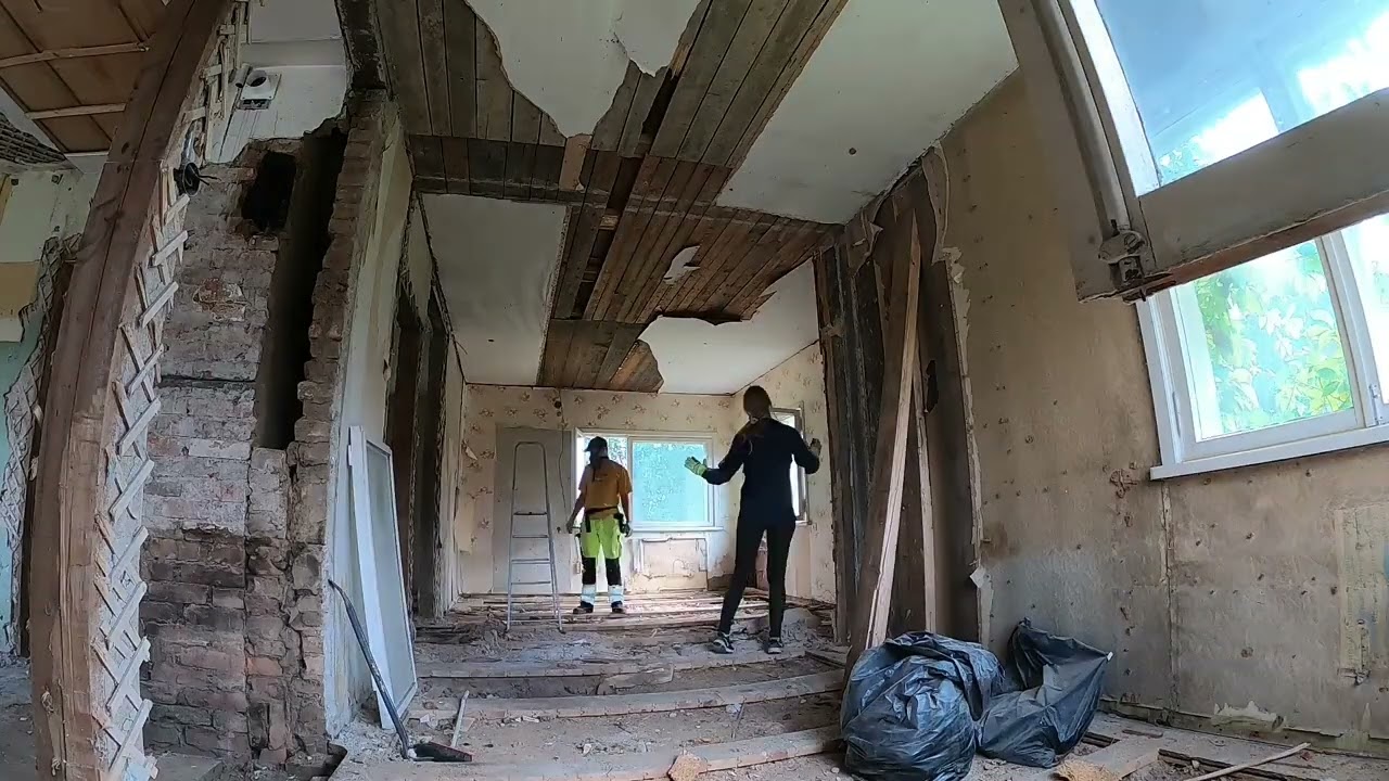 Northeastern Europe Old House Renovation (August 2025)