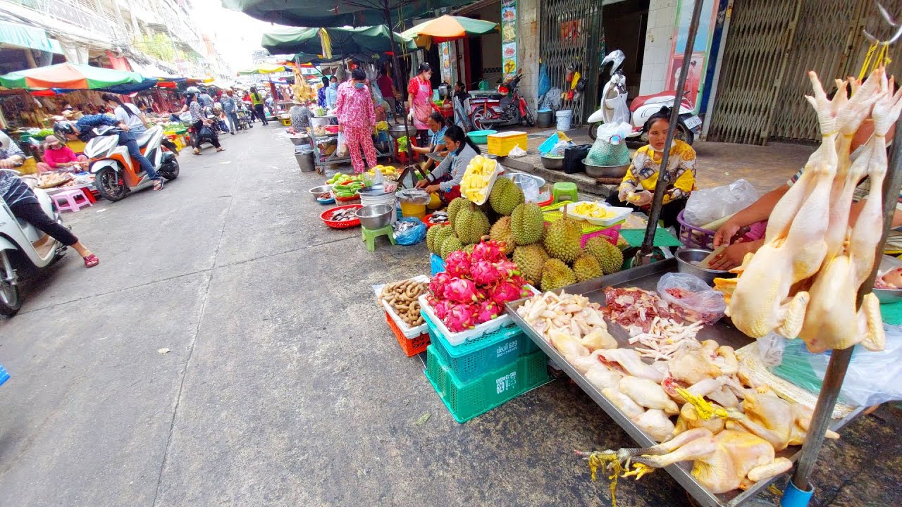 Cambodia Market Street Food - Braised Beef Noodles, Fresh Vegetables, Tropical Fruits & More