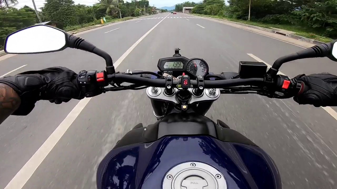 YAMAHA FZ1N MUSCLE BIKE