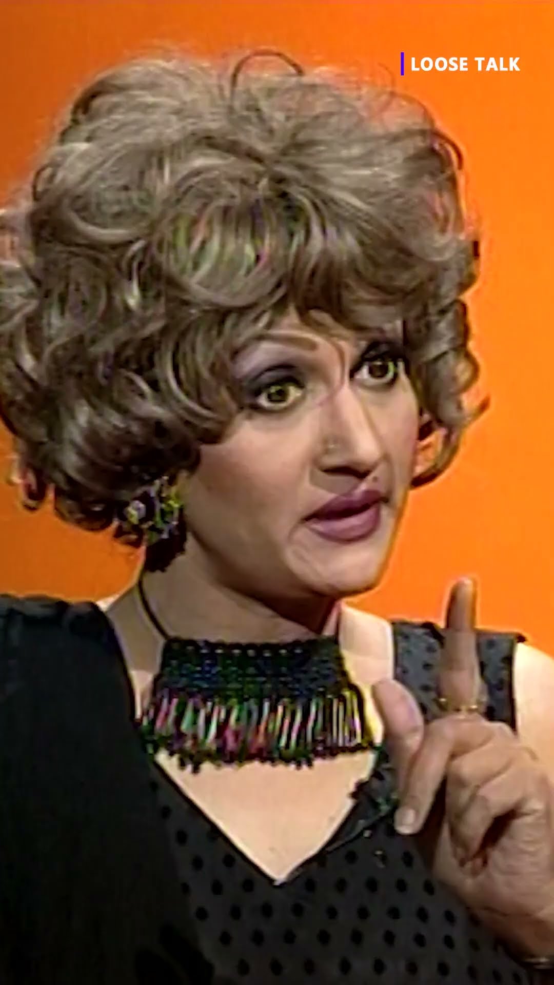 Yeh Kaisi Angrezi Hai ?? #bushraansari  #anwarmaqsood  #shorts