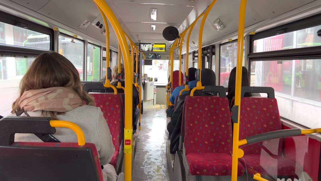 Gamla Uppsala Buss 129 - Linje 9 Stadsbiblioteket till Uppsala Centralstation