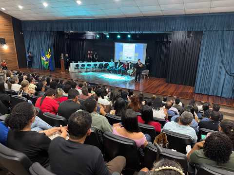 REFORÇO NA SAÚDE: prefeitura empossa 102 novos profissionais para capital e distritos
