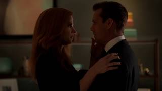 Donna and Louis talk then she kisses Harvey (7x10) HD