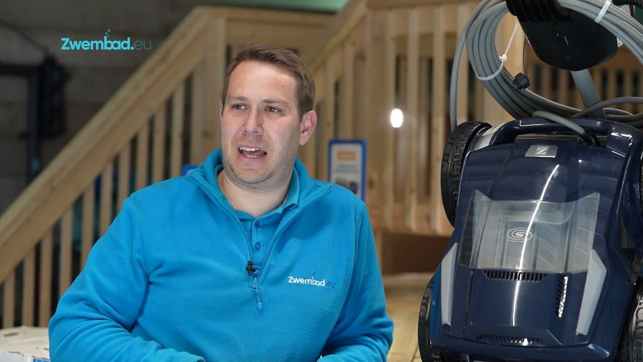 サロペット AI様 AIイラスト)上下一体の服、オールインワン(all-in-one)画像と