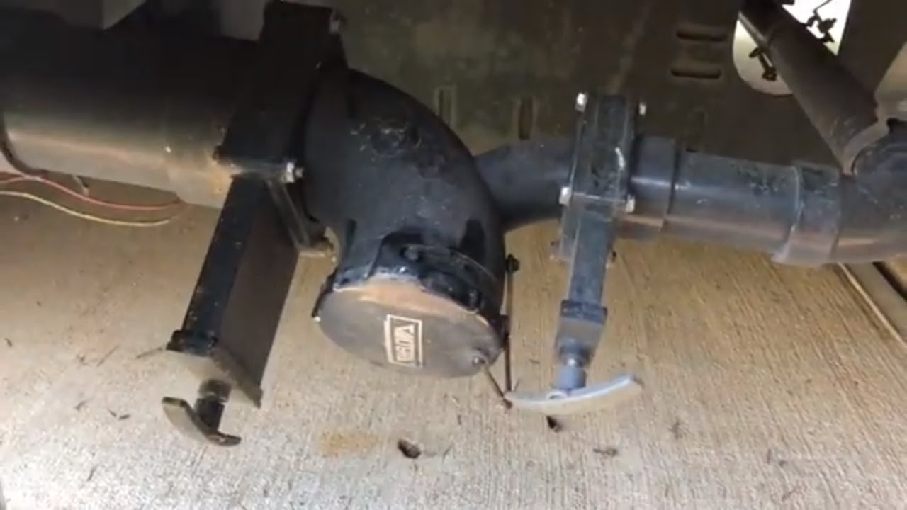 Quick Tip Rotate Your Sewer Hose Dump Valve Easier Hose Connection
