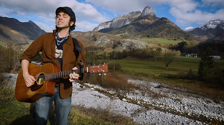 Matt Pless - What a Time to Be Alive [Official Mus...