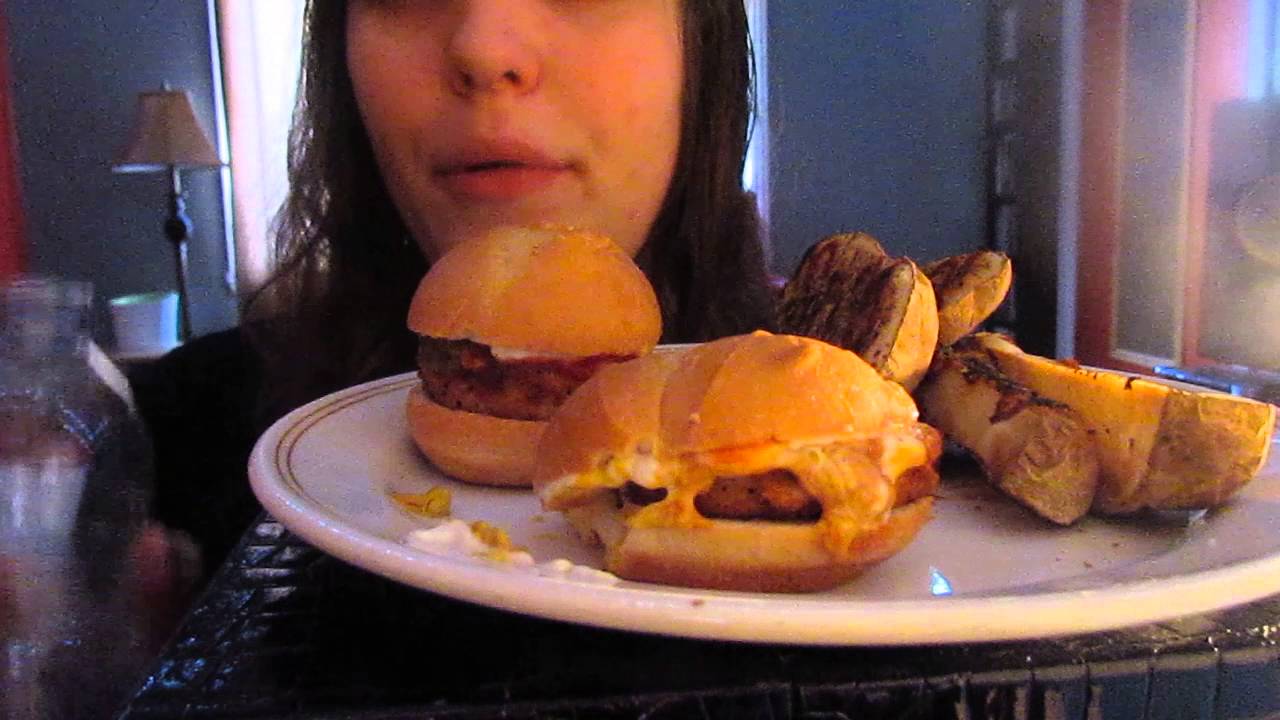 ASMR FRANÇAIS/FRENCH ASMR:MINI BURGERS + FRITES