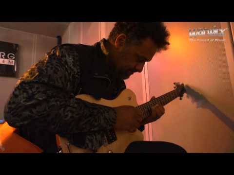 Jean Paul Bourelly and his Framus Panthera 7-string @ Musikmesse 2012