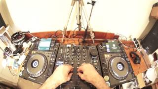 SIMPLE DJ BEAT MATCHING PRACTISE FOR THE VINYL OR CDJ DJ