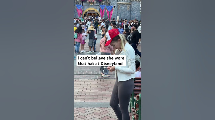 I can’t believe she wore that hat at Disneyland ￼