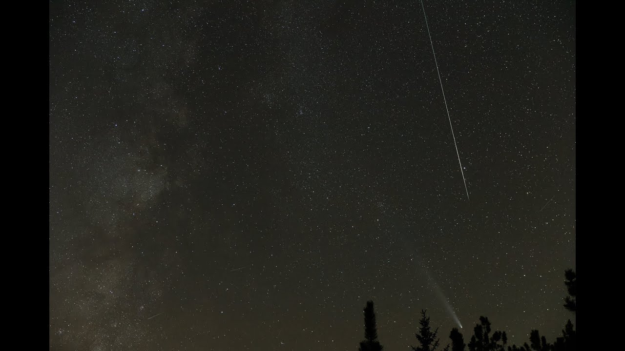 Comet C/2023 A3 (Tsuchinshan–ATLAS) with Fireball and ion trail