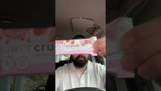 Trying the Power Crunch Bar Strawberry Creme #foodreview #snackreview #protein #powercrunch