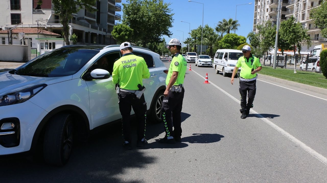 Emniyetten trafik uyarısı: Sağlıklı, güvenli ve huzurlu bir toplum için trafik kurallarına uyalım