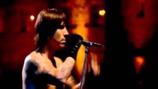 Red Hot Chili Peppers - Under the Bridge (Live Slane Castle) - Video with Lyrics/Subtitles