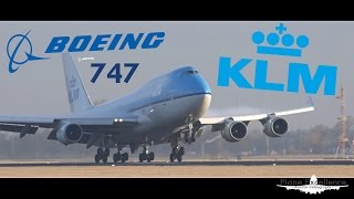 KLM Boeing 747-400 Amazing Vortex and condensation landing!!