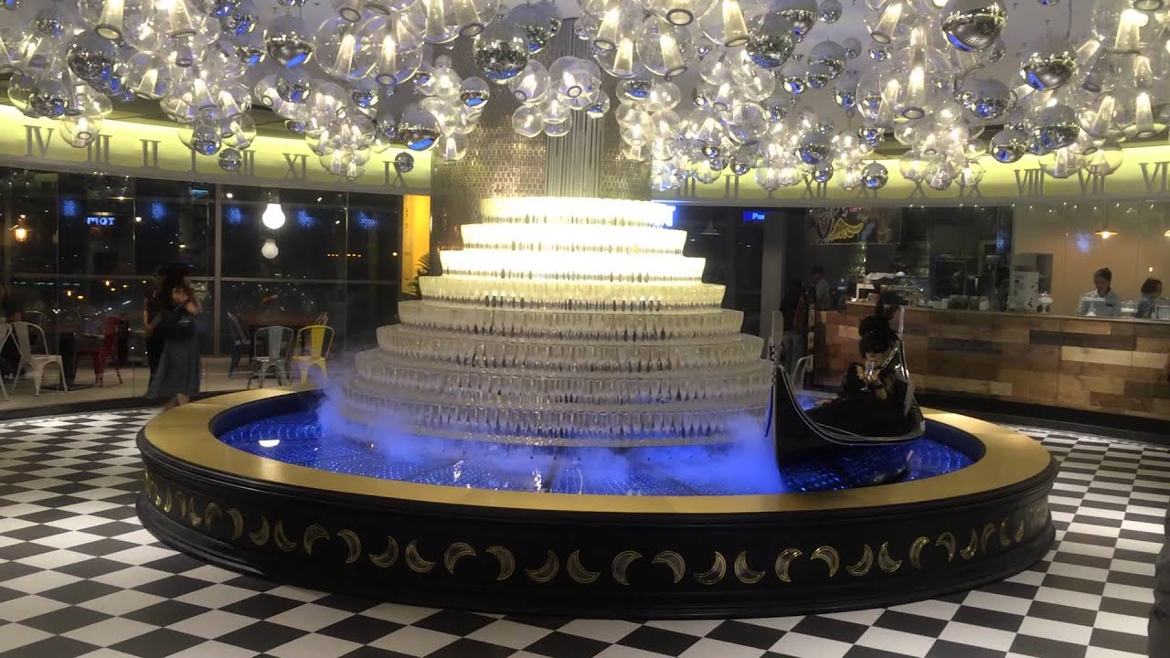 ATT4FUN 甜蜜王國　シャンパンタワー