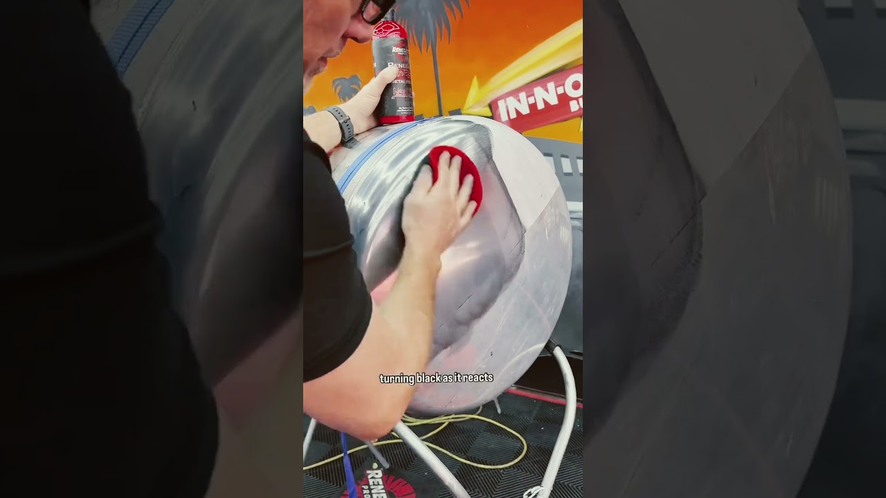 Heavy cut liquid metal polish. 