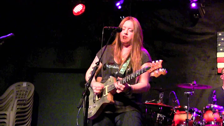''FAR AND IN BETWEEN'' - SHANNON CURFMAN BAND,  se...
