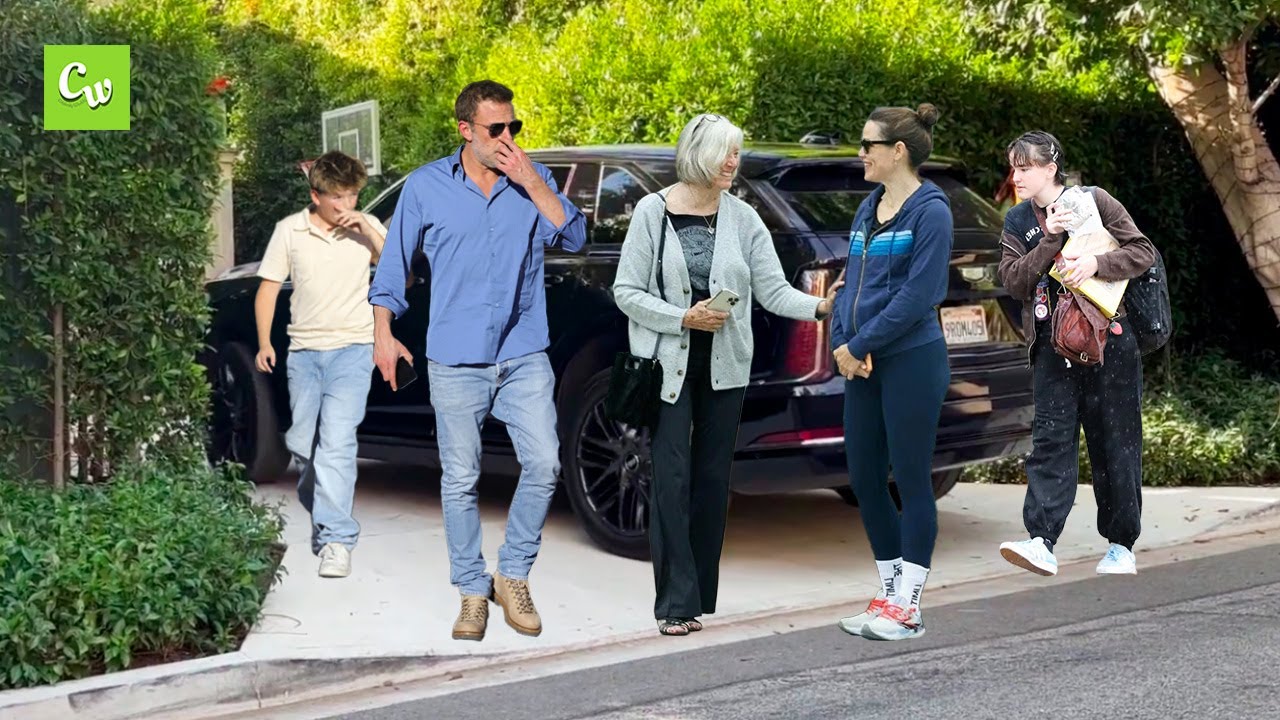 Ben Affleck spends Thanksgiving with his mom and kids at ex Jennifer Garner’s house