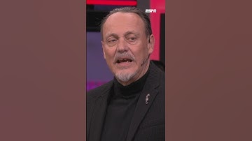 Hugo Borst over John Heitinga 😳👀: "Al loopt hij negen jaar met Arne Slot mee, het wordt nooit wat"