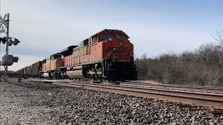 Slow moving Manifest train ft H2 SD70MAC & SD70ACe leader! BNSF Transcon: Emporia sub..2/5/23