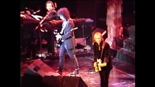 Love is a Long Road - Tom Petty & HBs live 1990 (video!)