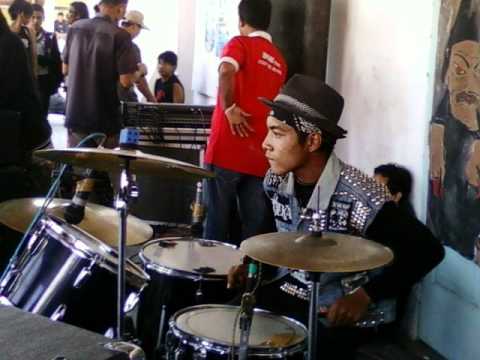 the bazoeka PERINGATAN.wmv
