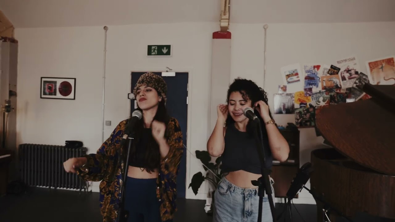 Newen Afrobeat & Dele Sosimi - Mare Mare - Live at Young Thugs