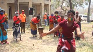 Grupo de dança tradicional moçambicana kete kete