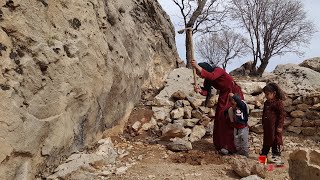 Resistant mother, stone house:an interesting trip to the heart of the mountain with two little girls