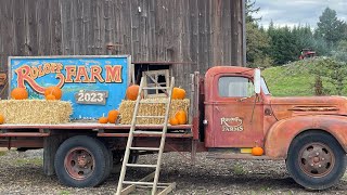 One of the Coolest Pumpkin Patches in the Pacific Northwest | Roloff Farm 2023