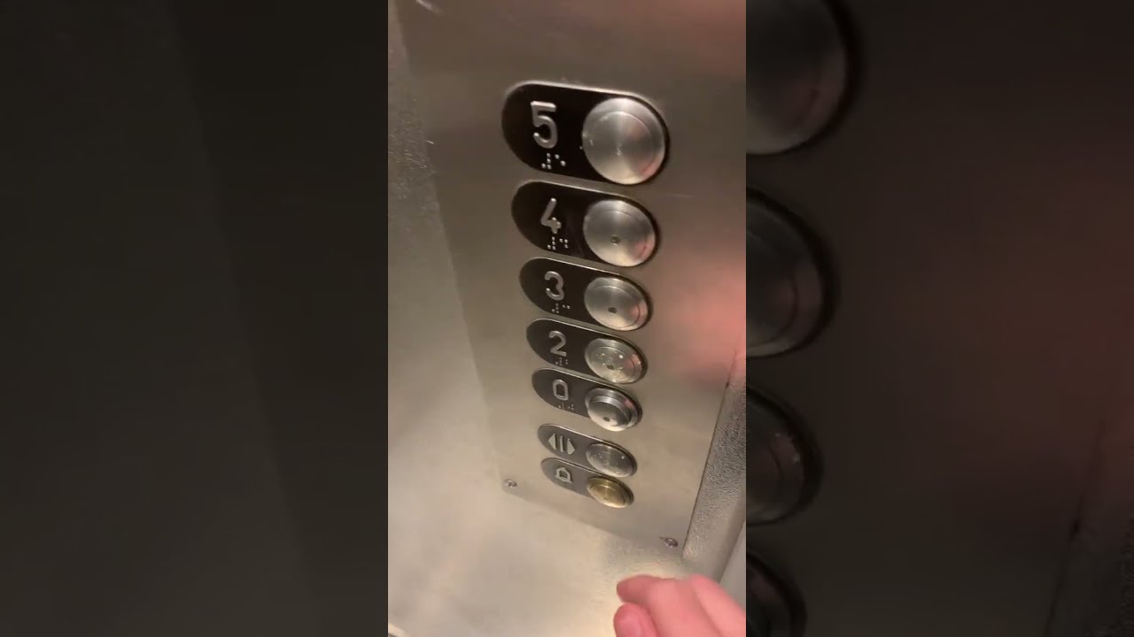 Ascenseur Koné Soretex Immeuble Toulouse Place du Milan Bâtiment B8