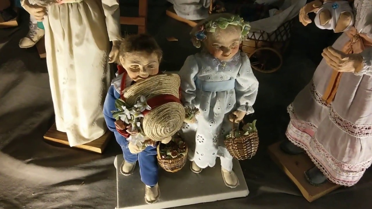 Zu Besuch in der Renninger Krippe - YouTube